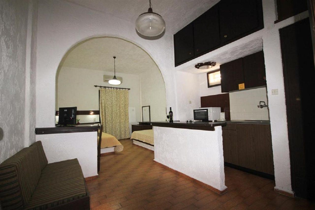 Aparthotel Amazona Agia Pelagia  Exterior foto